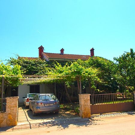 Apartmensts Nikola 1023 Fažana Exterior foto