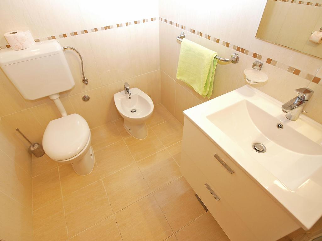 Apartmensts Nikola 1023 Fažana Exterior foto
