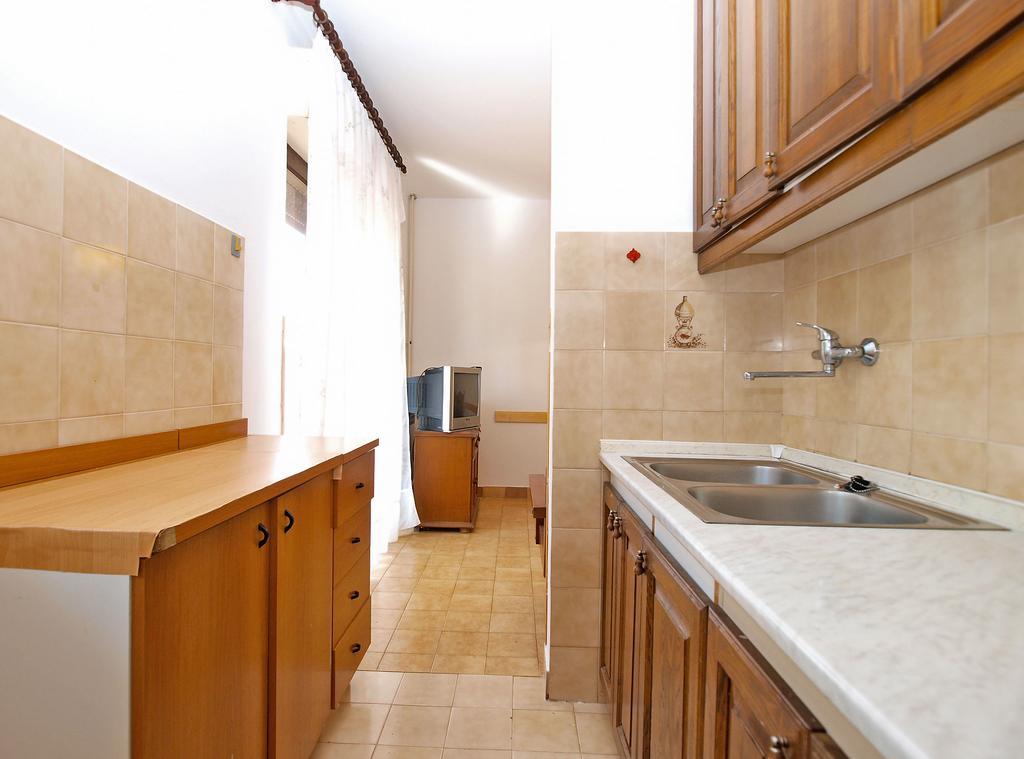 Apartmensts Nikola 1023 Fažana Exterior foto