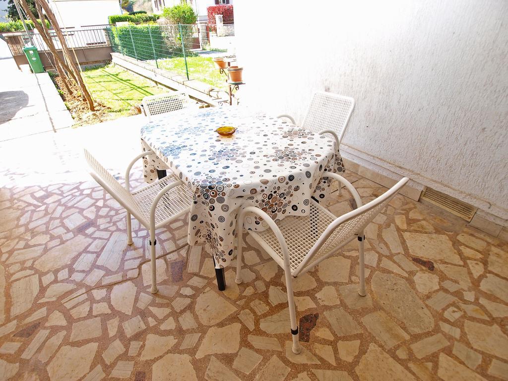 Apartmensts Nikola 1023 Fažana Exterior foto
