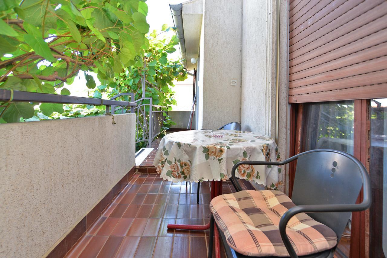Apartmensts Nikola 1023 Fažana Exterior foto